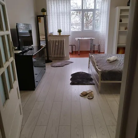 Apartment Bloc G3! Bucharest